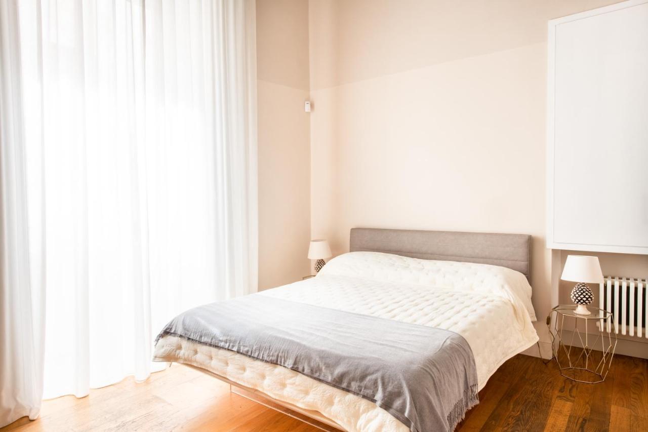 Moncada Suites & Apartments Palermo Ngoại thất bức ảnh